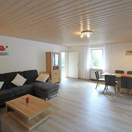 Apartamento Eifelnatur - Haus 3-2 By Interhome